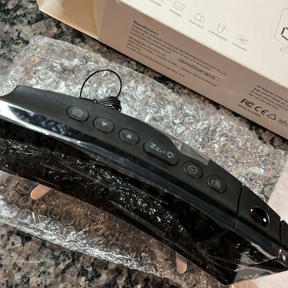 Projection alarm clock NIB - Picture 4 of 9